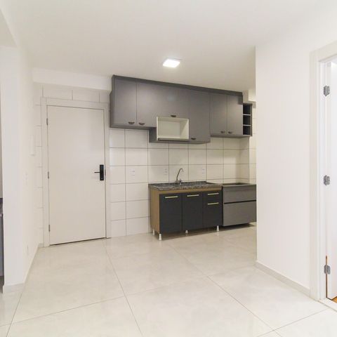 Apartamento à venda com 36m², 2 quartos e sem vaga Apartamento à venda com 36m², 2 quartos e sem vagaSala/Cozinha
