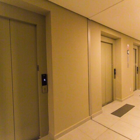 Apartamento à venda com 36m², 2 quartos e sem vaga Apartamento à venda com 36m², 2 quartos e sem vagaHall