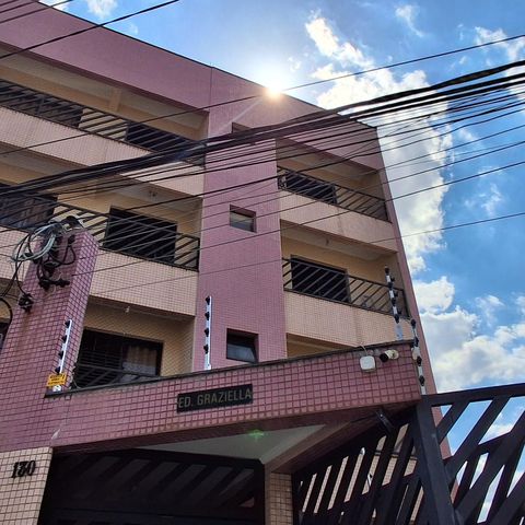 Apartamento à venda com 115m², 2 quartos e 1 vaga Apartamento à venda com 115m², 2 quartos e 1 vagaFachada