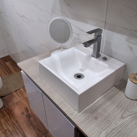 Apartamento à venda com 115m², 2 quartos e 1 vaga Apartamento à venda com 115m², 2 quartos e 1 vagaBanheiro Social