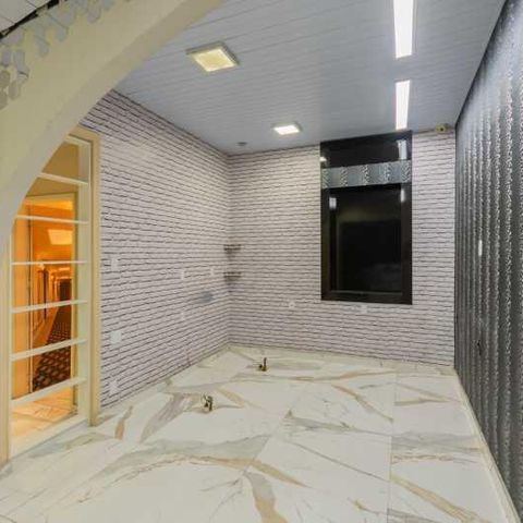 Casa à venda com 95m², 2 quartos e sem vaga
