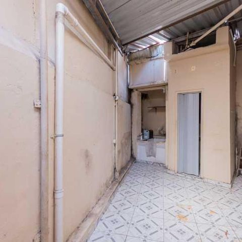 Casa à venda com 95m², 2 quartos e sem vaga