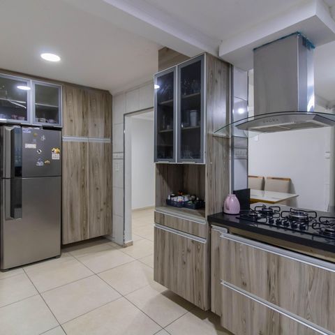Casa à venda com 220m², 3 quartos e 4 vagas Casa à venda com 220m², 3 quartos e 4 vagasCozinha