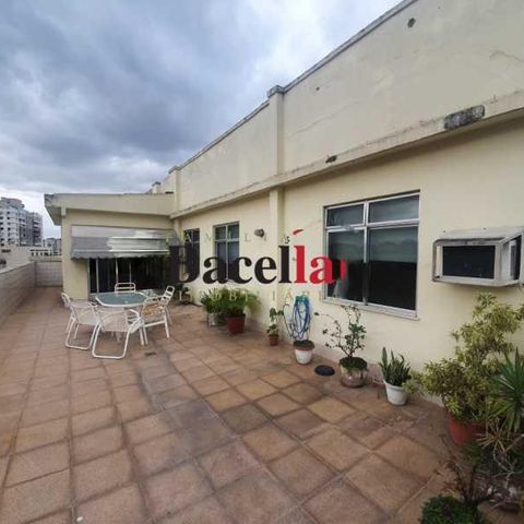 Apartamento à venda com 240m², 3 quartos e 1 vaga