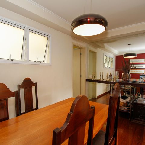 Apartamento à venda com 220m², 4 quartos e 4 vagas Apartamento à venda com 220m², 4 quartos e 4 vagasSala de Jantar