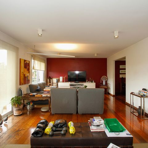 Apartamento à venda com 220m², 4 quartos e 4 vagas Apartamento à venda com 220m², 4 quartos e 4 vagasSala de Estar