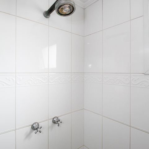 Apartamento à venda com 220m², 4 quartos e 4 vagas Apartamento à venda com 220m², 4 quartos e 4 vagasBanheiro da Suíte 2