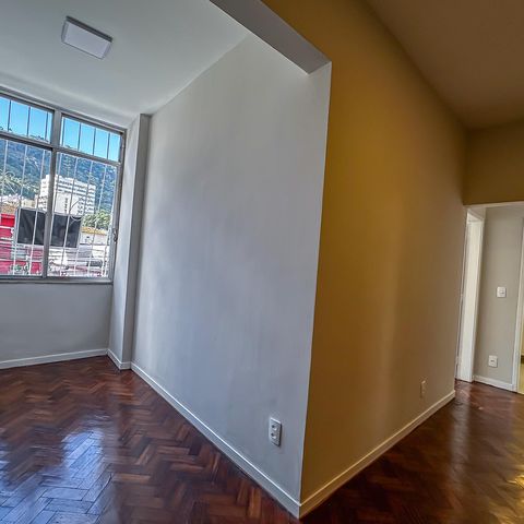 Apartamento à venda com 65m², 2 quartos e sem vaga