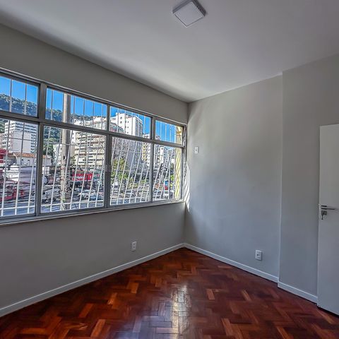 Apartamento à venda com 65m², 2 quartos e sem vaga