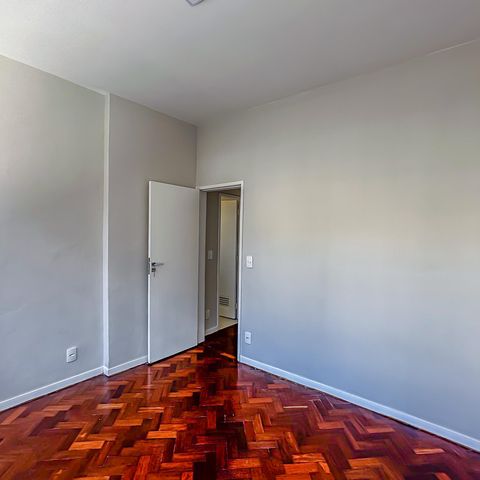 Apartamento à venda com 65m², 2 quartos e sem vaga