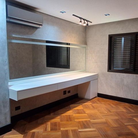 Apartamento à venda com 242m², 4 quartos e 4 vagas Apartamento à venda com 242m², 4 quartos e 4 vagasQuarto