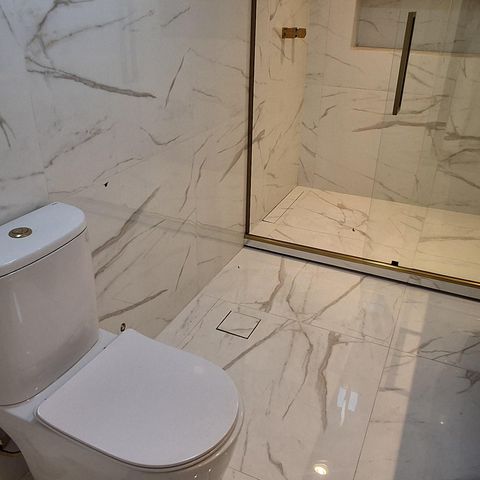 Apartamento à venda com 242m², 4 quartos e 4 vagas Apartamento à venda com 242m², 4 quartos e 4 vagasBanheiro Suíte 3