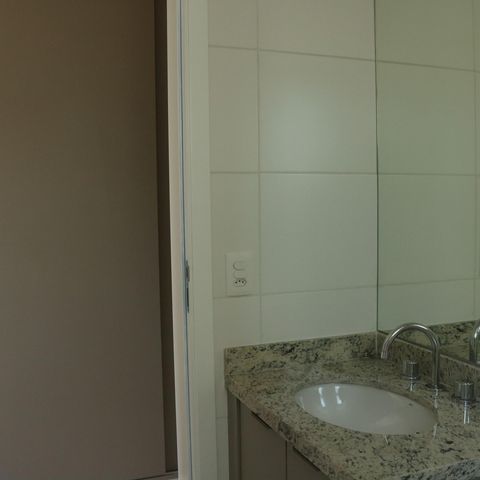 Apartamento à venda com 65m², 2 quartos e 1 vagaBanheiro da Suíte