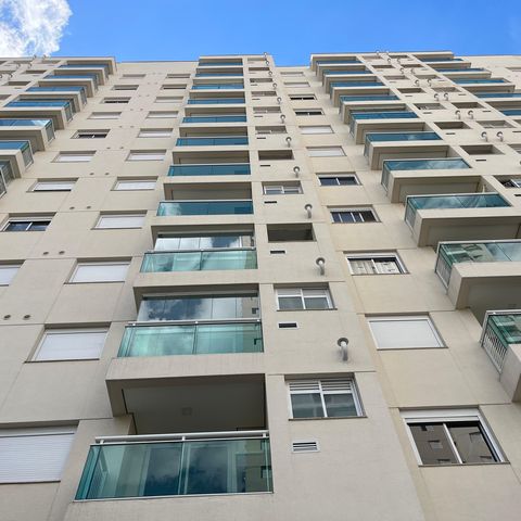 Apartamento à venda com 65m², 2 quartos e 1 vaga Apartamento à venda com 65m², 2 quartos e 1 vagaFachada do Prédio