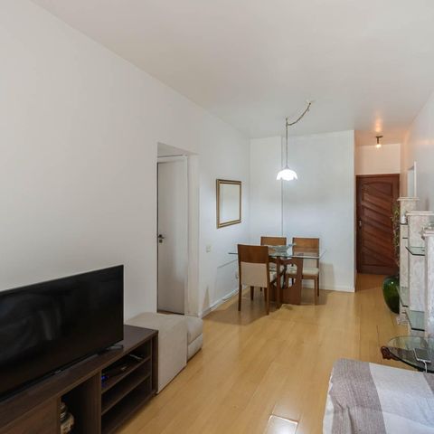 Apartamento à venda com 60m², 2 quartos e 1 vagaSala
