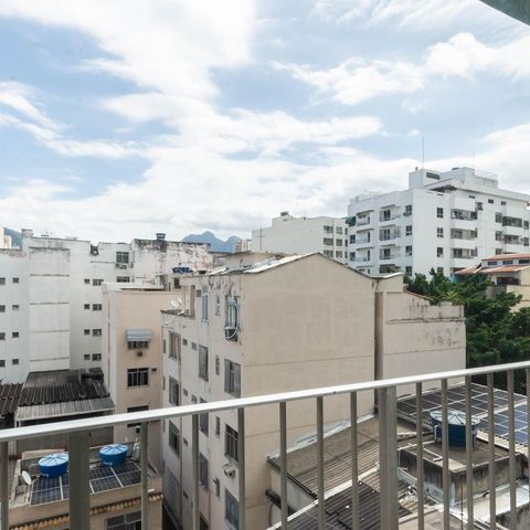 Apartamento à venda com 60m², 2 quartos e 1 vagaVaranda Quarto 