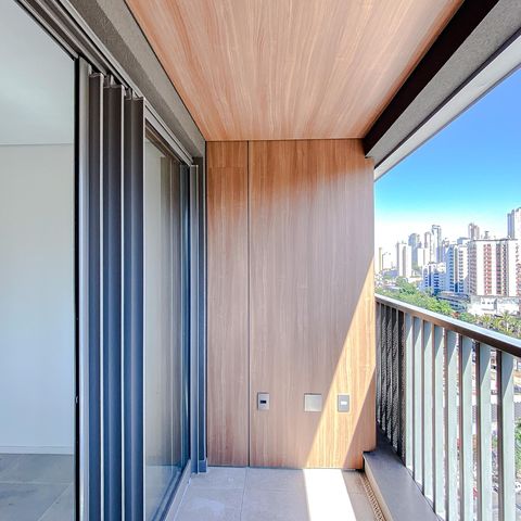 Studio à venda com 25m², 1 quarto e sem vaga Studio à venda com 25m², 1 quarto e sem vagaVaranda