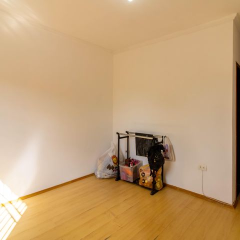 Casa à venda com 280m², 3 quartos e 6 vagas Casa à venda com 280m², 3 quartos e 6 vagasSuíte 2
