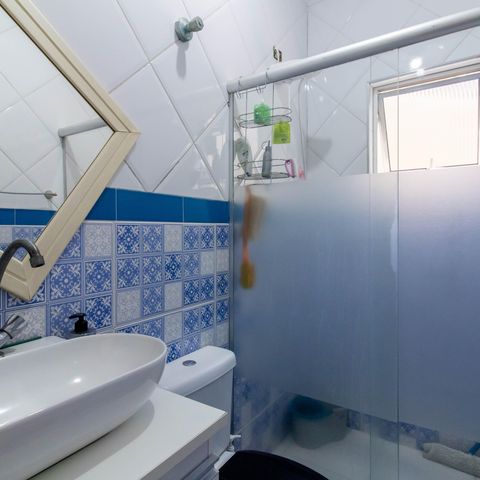 Casa à venda com 280m², 3 quartos e 6 vagas Casa à venda com 280m², 3 quartos e 6 vagasSuíte