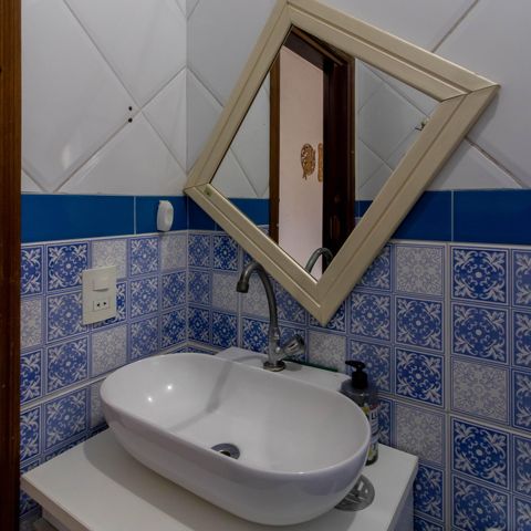 Casa à venda com 280m², 3 quartos e 6 vagas Casa à venda com 280m², 3 quartos e 6 vagasSuíte