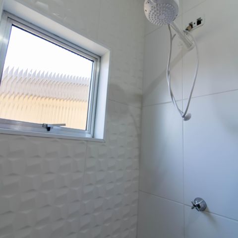 Casa à venda com 280m², 3 quartos e 6 vagas Casa à venda com 280m², 3 quartos e 6 vagasSuíte 2