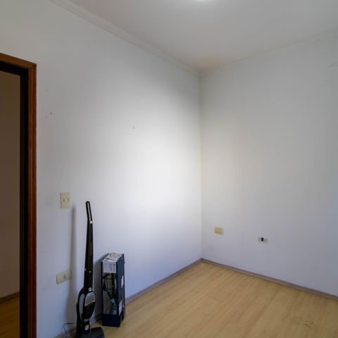 Casa à venda com 280m², 3 quartos e 6 vagas Casa à venda com 280m², 3 quartos e 6 vagasQuarto 3