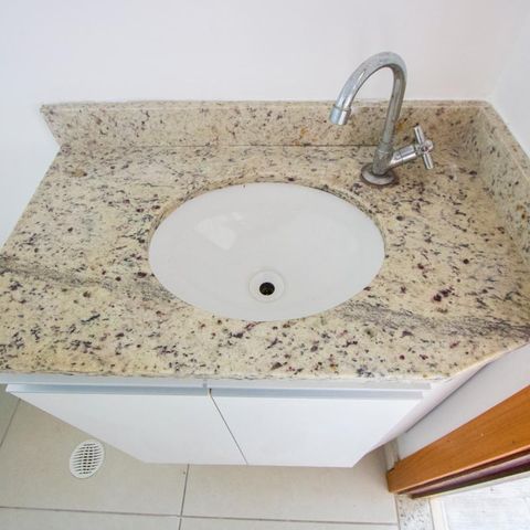 Studio à venda com 42m², 1 quarto e 1 vaga Studio à venda com 42m², 1 quarto e 1 vagaBanheiro