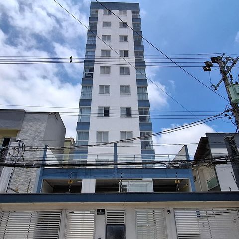 Studio à venda com 42m², 1 quarto e 1 vaga Studio à venda com 42m², 1 quarto e 1 vagaFachada