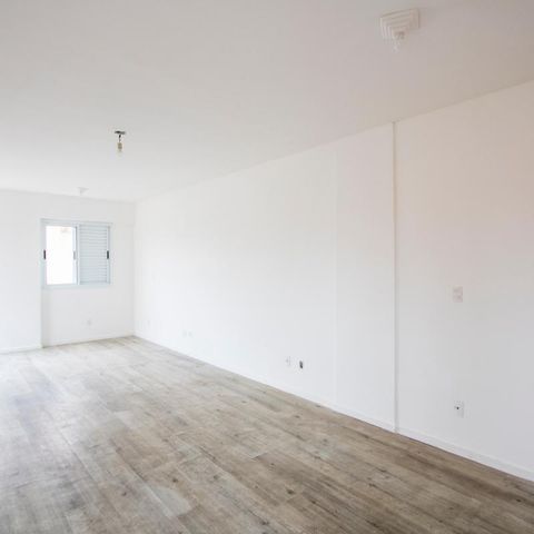 Studio à venda com 42m², 1 quarto e 1 vaga Studio à venda com 42m², 1 quarto e 1 vagaSala/Quarto