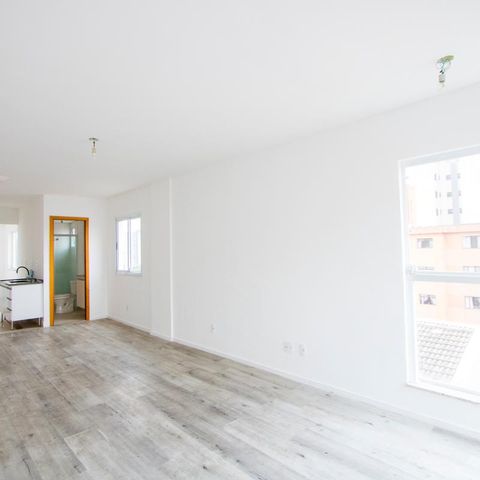 Studio à venda com 42m², 1 quarto e 1 vaga Studio à venda com 42m², 1 quarto e 1 vagaSala/Quarto