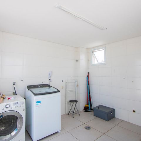 Studio à venda com 42m², 1 quarto e 1 vaga Studio à venda com 42m², 1 quarto e 1 vagaÁrea comum - Lavanderia