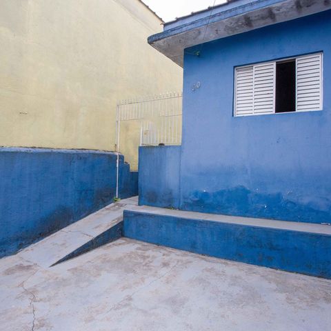 Casa à venda com 60m², 3 quartos e 2 vagasGaragem