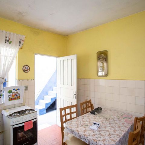 Casa à venda com 60m², 3 quartos e 2 vagasCozinha