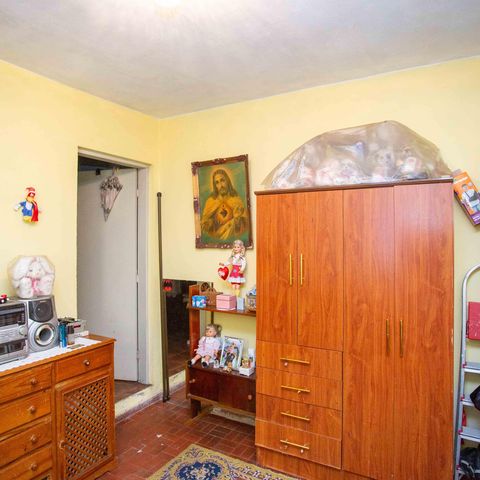 Casa à venda com 60m², 3 quartos e 2 vagasQuarto 2