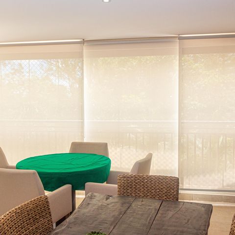 Apartamento à venda com 229m², 4 quartos e 4 vagas Apartamento à venda com 229m², 4 quartos e 4 vagasVaranda da Sala