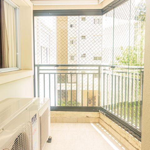 Apartamento à venda com 229m², 4 quartos e 4 vagas Apartamento à venda com 229m², 4 quartos e 4 vagasVaranda da Sala
