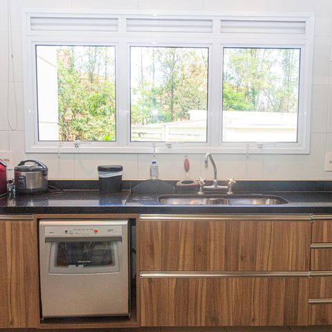 Apartamento à venda com 229m², 4 quartos e 4 vagas Apartamento à venda com 229m², 4 quartos e 4 vagasCozinha