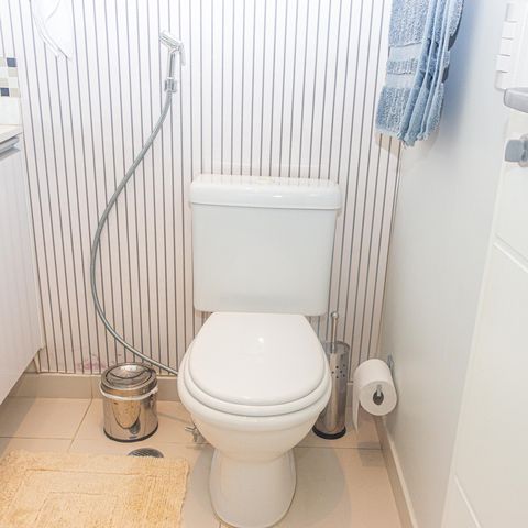 Apartamento à venda com 229m², 4 quartos e 4 vagas Apartamento à venda com 229m², 4 quartos e 4 vagasBanheiro da Suíte 2