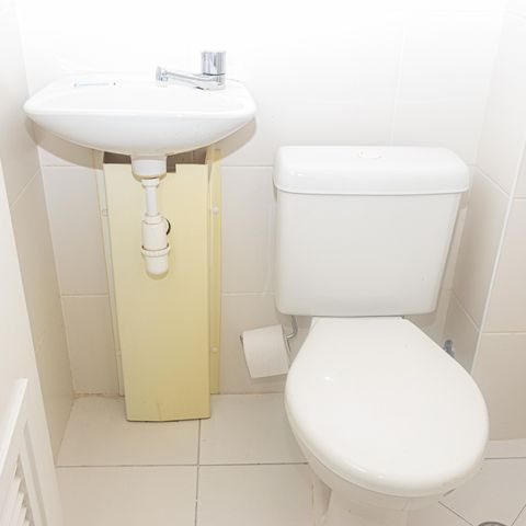 Apartamento à venda com 229m², 4 quartos e 4 vagas Apartamento à venda com 229m², 4 quartos e 4 vagasBanheiro de serviço