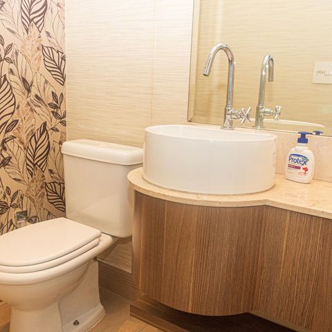 Apartamento à venda com 229m², 4 quartos e 4 vagas Apartamento à venda com 229m², 4 quartos e 4 vagasLavabo