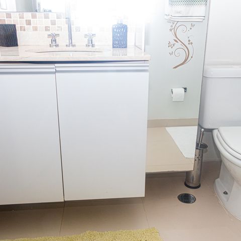 Apartamento à venda com 229m², 4 quartos e 4 vagas Apartamento à venda com 229m², 4 quartos e 4 vagasBanheiro da Suíte 1