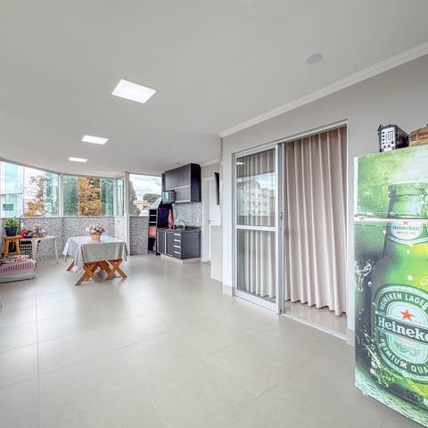 Apartamento à venda com 126m², 4 quartos e 4 vagas Apartamento à venda com 126m², 4 quartos e 4 vagasTerraço