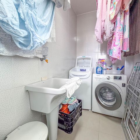 Apartamento à venda com 126m², 4 quartos e 4 vagas Apartamento à venda com 126m², 4 quartos e 4 vagasÁrea de Serviço