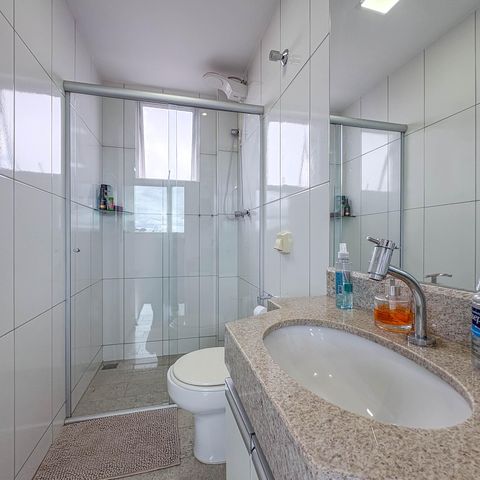 Apartamento à venda com 126m², 4 quartos e 4 vagas Apartamento à venda com 126m², 4 quartos e 4 vagasBanheiro