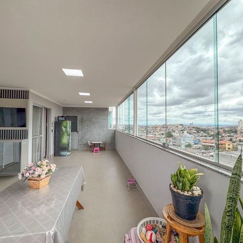 Apartamento à venda com 126m², 4 quartos e 4 vagas Apartamento à venda com 126m², 4 quartos e 4 vagasTerraço