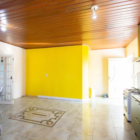 Casa à venda com 300m², 4 quartos e 2 vagas