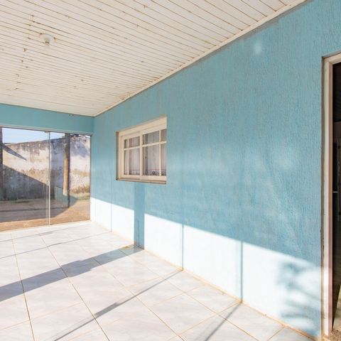 Casa à venda com 300m², 4 quartos e 2 vagas