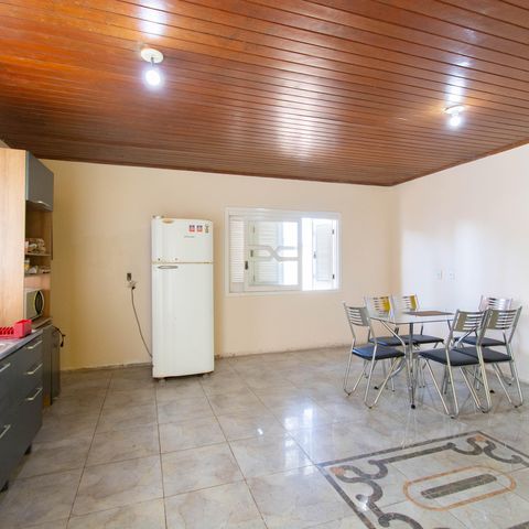 Casa à venda com 300m², 4 quartos e 2 vagas