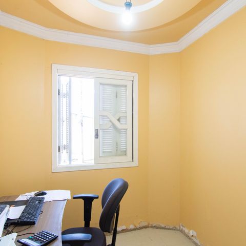 Casa à venda com 300m², 4 quartos e 2 vagas