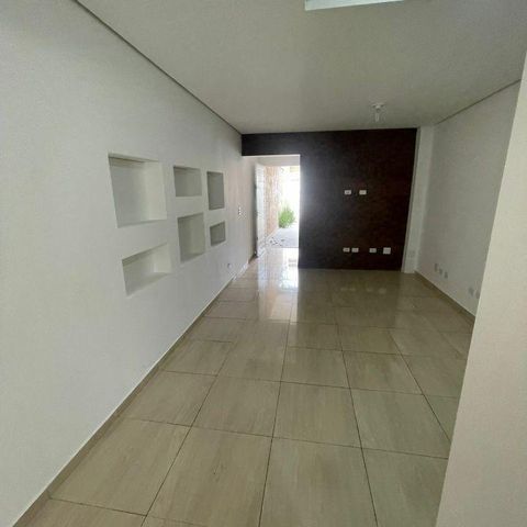 Casa à venda com 160m², 3 quartos e 2 vagas